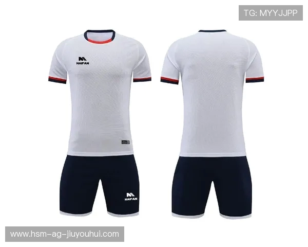 从足球赛场一次球衣被拉坏事件看运动对抗的激烈与规则思考深度性